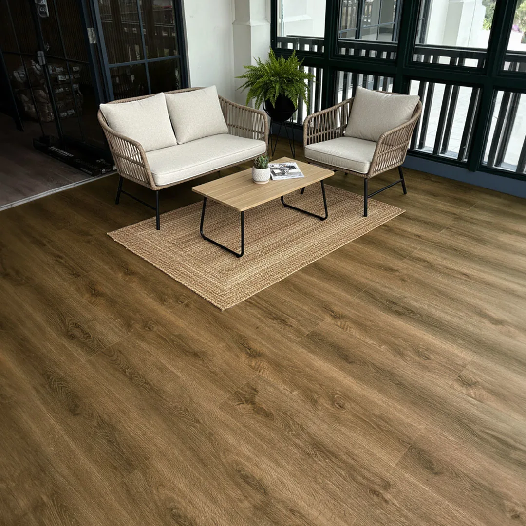 3. DURAMAX-AMERICAN MAHOGANY Lantai Indoor Duramax